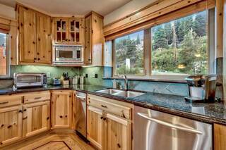 Listing Image 6 for 11895 Rhineland Avenue, Truckee, CA 96161