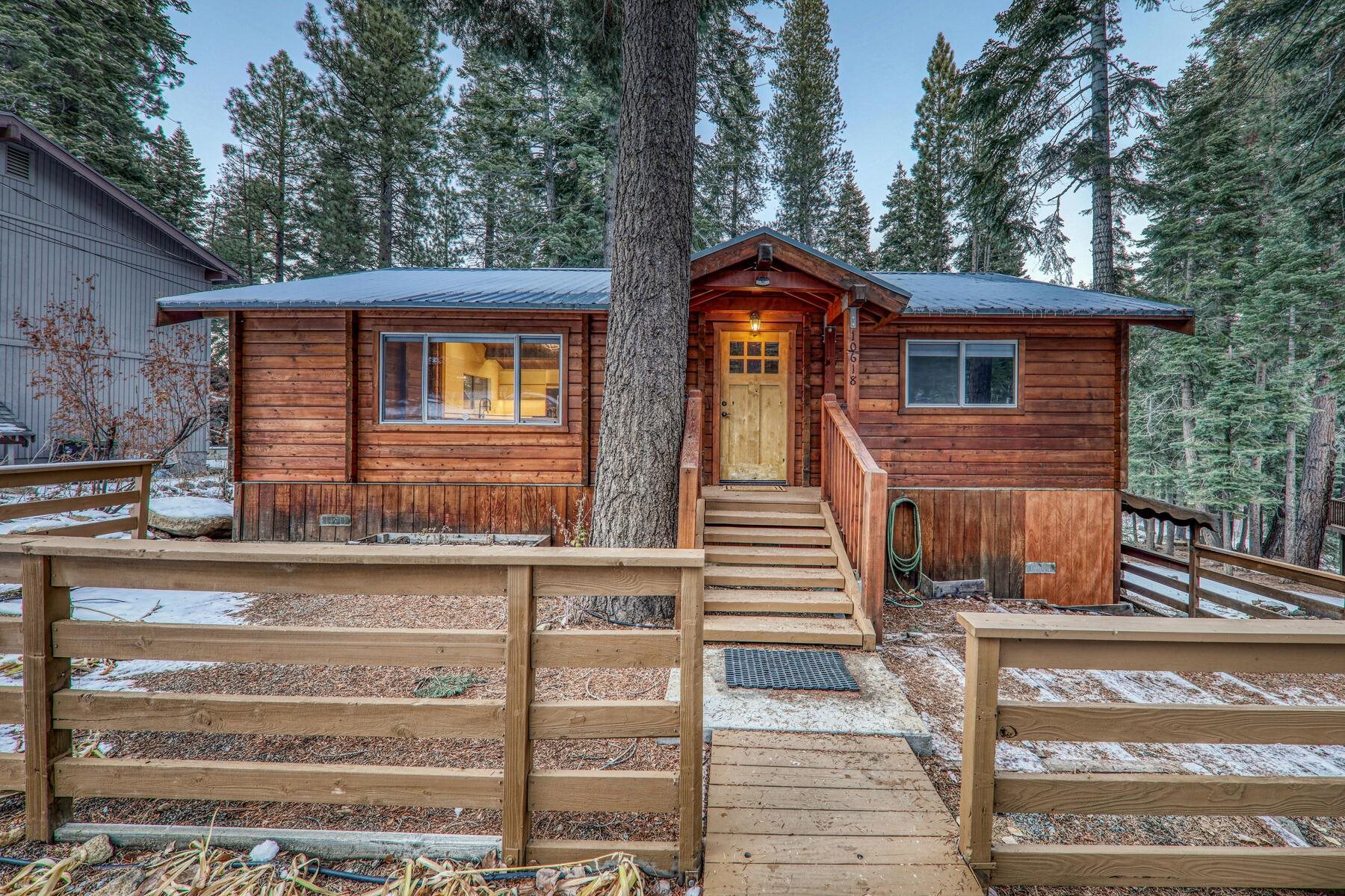 Image for 10618 Laurelwood Drive, Truckee, CA 96161-2152