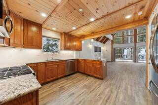 Listing Image 4 for 15746 Pine Street, Truckee, CA 96161-0000