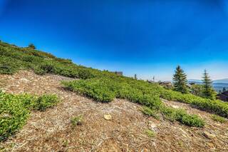 Listing Image 6 for 14378 Skislope Way, Truckee, CA 96161-0000