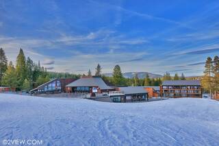 Listing Image 17 for 15545 Skislope Way, Truckee, CA 96161-0000