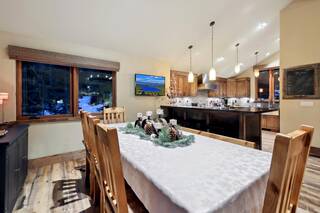 Listing Image 4 for 15559 Skislope Way, Truckee, CA 96161-0000