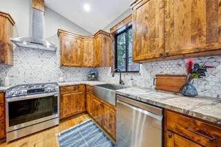 Listing Image 15 for 11655 Lausanne Way, Truckee, CA 96161-6074