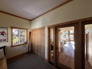 Listing Image 3 for 12435 Stockholm Way, Truckee, CA 96161