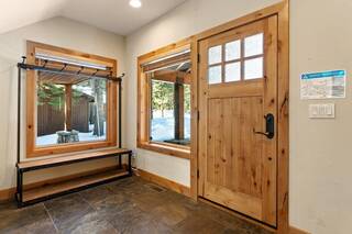 Listing Image 4 for 12281 Snowpeak Way, Truckee, CA 96161