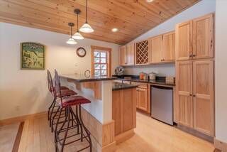 Listing Image 15 for 14905 Skislope Way, Truckee, CA 96161