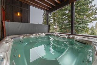 Listing Image 26 for 14905 Skislope Way, Truckee, CA 96161