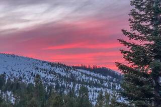 Listing Image 7 for 14905 Skislope Way, Truckee, CA 96161